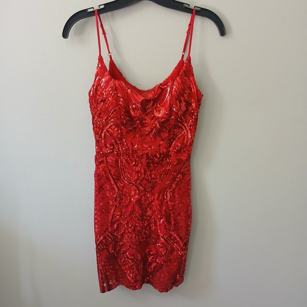B.Darlin Junior's Sz XS Strappy Square-Neck Bodycon Dress Red Sequins Mini Lined